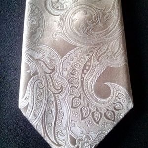 Donald Trump 100% Silk Paisley Tie